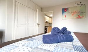 Łóżko lub łóżka w pokoju w obiekcie Rentalfue Tamarindo 1 casa Grace