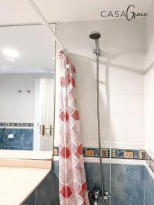 Łazienka w obiekcie Rentalfue Tamarindo 1 casa Grace