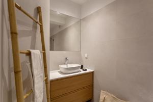 Koupelna v ubytování BeGuest Retiro da Guia + 32 fotografií