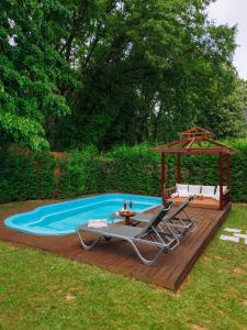 Bazén v ubytování Backyard Sapanca nebo v jeho okolí