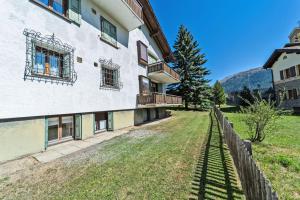 Vue générale sur la montagne ou vue sur la montagne depuis l'appartement
