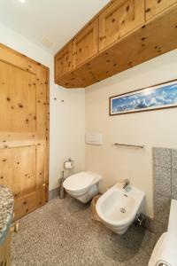 Ένα μπάνιο στο Chesa Staz - Pontresina