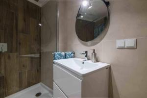 Ένα μπάνιο στο Downtown Albufeira 3-Bedroom Luxury Apartment