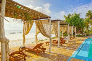 Bazén v ubytování Jafferji Beach Retreat nebo v jeho okolí