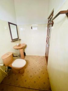 Un baño de Berg House Unawatuna
