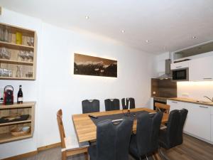 Η κουζίνα ή μικρή κουζίνα στο Apartment in Fügen near Spieljochbahn