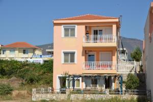 Photo de la galerie de l'établissement Avra Apartments, à Limenaria