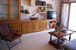 Kuchyňa alebo kuchynka v ubytovaní Precioso apartamento con vistas en Roses AV-41