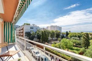 Balkón nebo terasa v ubytování Apartamento frente al mar centro Roses AV 59