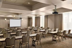 Área de negócios e/ou sala de conferências em Hampton Inn & Suites Orlando/Downtown South - Medical Center
