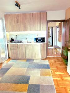 Η κουζίνα ή μικρή κουζίνα στο Centro apart +15 φωτογραφίες