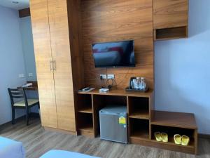 Kemudahan buat kopi dan teh di Ohophuket