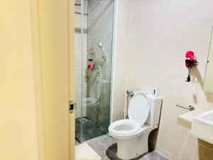 O baie la TRT The Royal Tune Karaoke Suite Sing & Stay Bali Residences Melaka