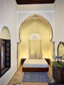 Ένα ή περισσότερα κρεβάτια σε δωμάτιο στο Riad Guesthouse 16
