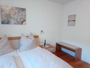 Postel nebo postele na pokoji v ubytování Beim Orgeler