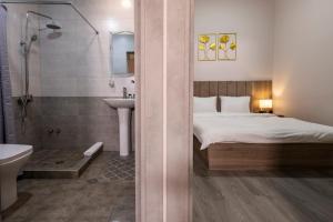 Baðherbergi á Horizon Hotel Yerevan