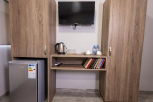 Eldhús eða eldhúskrókur á Horizon Hotel Yerevan