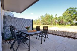 Ein Balkon oder eine Terrasse in der Unterkunft FeWo Prora - Gooddays