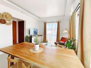 Una televisión o centro de entretenimiento en IXA Amakan Loft 14 fotos más