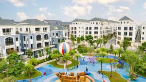 Gambar di galeri bagi Ocean Park - 6 Giường Đôi - Tầng 3 Sunny Residence di Hòa Bình +2 gambar