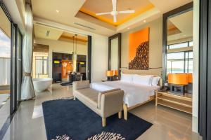 Posezení v ubytování Angsana Velavaru In-Ocean Villas - Enjoy 2 pax 50 percent off seaplane and 2 times free excursions for 4 nights and above, Book Stay period from18 June to 30 Sep 2025