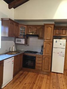 A kitchen or kitchenette at CAL RAMUNDAINA