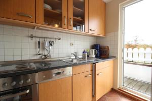 Η κουζίνα ή μικρή κουζίνα στο Haus am Park Whg12 +3 φωτογραφίες