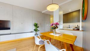 Kuchyňa alebo kuchynka v ubytovaní 3D Park Living Apartment