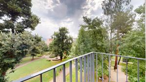 Vonkajšia záhrada v ubytovaní 3D Park Living Apartment
