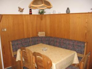 Fotografie z fotogalerie ubytování Ferienhaus Nr 125, Kategorie Economy, Feriendorf Hochbergle, Allgäu v destinaci Karlsebene