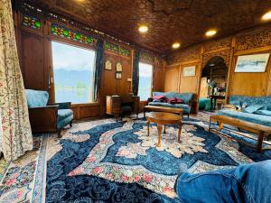 Fotografie z fotogalerie ubytování Peacock Houseboats v destinaci Šrínagar