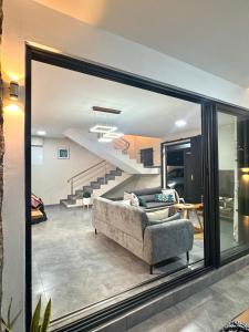 Posezení v ubytování Luxury 6BR Villa Flic en Flac