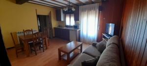 Posezení v ubytování CTR Casona Santa Coloma