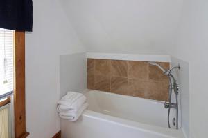 Ένα μπάνιο στο Blue Moon - Pet friendly and great location! +19 φωτογραφίες