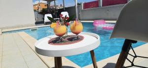 Bazén v ubytování Traum Ferienwohnung mit 2 Schlafzimmern und Pool am Meer, Kroatien, Istrien, Liznjan bis 6 Personen, Urlaub an der Adria nebo v jeho okolí
