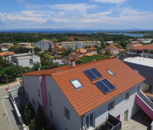 Letecký snímek ubytování Traum Ferienwohnung mit 2 Schlafzimmern und Pool am Meer, Kroatien, Istrien, Liznjan bis 6 Personen, Urlaub an der Adria