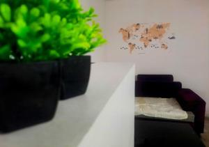 Area soggiorno di Little While global-Micro hotel- Backpacker friendly- near metro