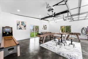 TV a/nebo společenská místnost v ubytování Blue Haven