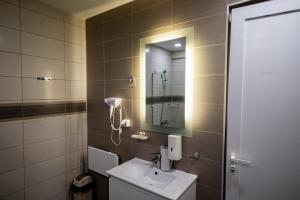 A bathroom at VILIN