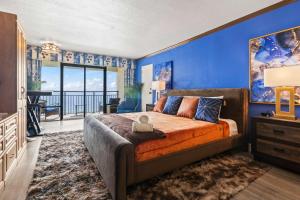 Ocean Reef 905 - Oceanfront