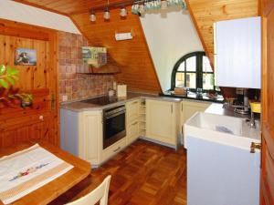 Η κουζίνα ή μικρή κουζίνα στο Ferienhaus, Damerow