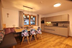 Kuchyň nebo kuchyňský kout v ubytování Schlagalm Appartement Zillertal FUZ100