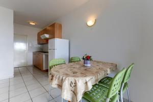 Kuchyňa alebo kuchynka v ubytovaní Wohnung für 23 Personen mit Privatsphäre