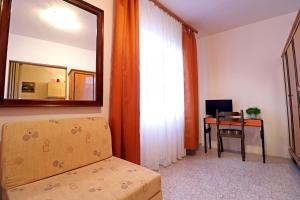 TV a/nebo společenská místnost v ubytování Guest House Franko