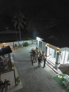 Billede fra billedgalleriet på Senja Homestay besut POOL i Jertih + 19 billeder