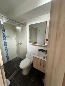 Koupelna v ubytování Apartamento Mallorca La Samaria Ibagué + 25 fotografií