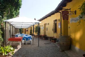 Fotografie z fotogalerie ubytování Arco Dei Nobili v destinaci Monforte dʼAlba
