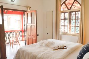 Gallery image of Villa Oreka - Artistic 3BHK Farm Villa in Parra, near Coconut Tree Rd in Parra