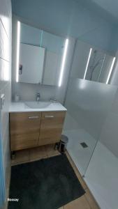 Φωτογραφία από το άλμπουμ του L'insulaire Studios σε Saint-Denis-dʼOleron