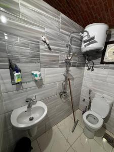 Vannituba majutusasutuses Ajwa Guest House